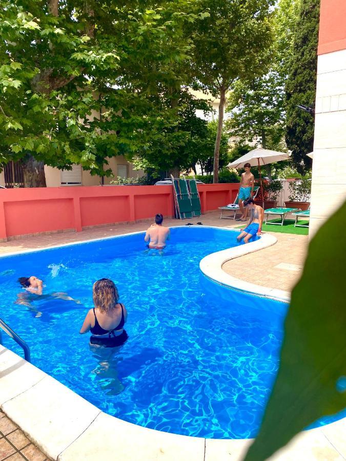 Aron Hotel Rimini Extérieur photo