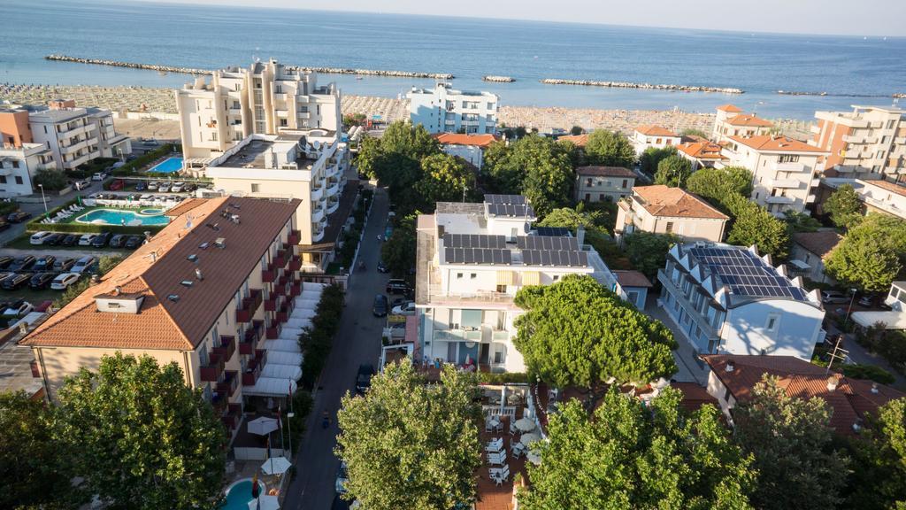 Aron Hotel Rimini Extérieur photo