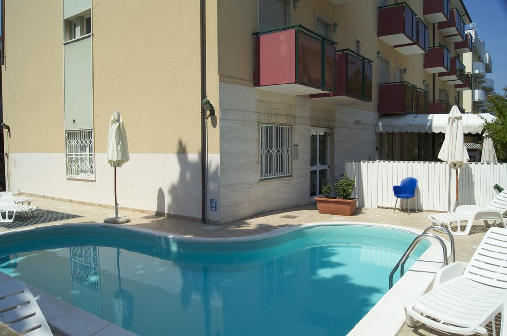 Aron Hotel Rimini Extérieur photo
