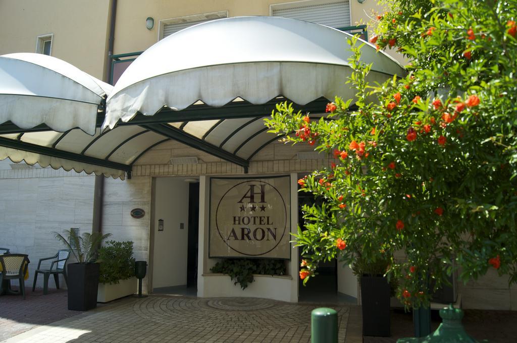 Aron Hotel Rimini Extérieur photo