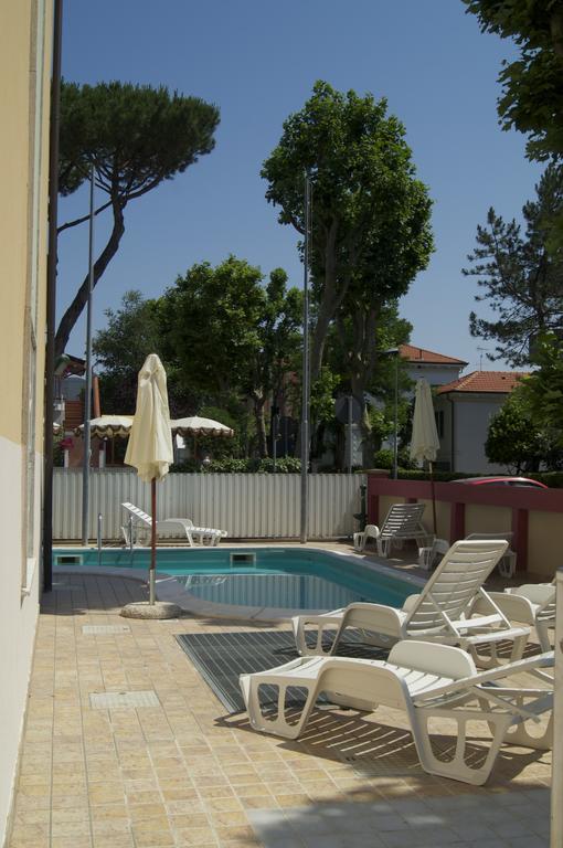 Aron Hotel Rimini Extérieur photo